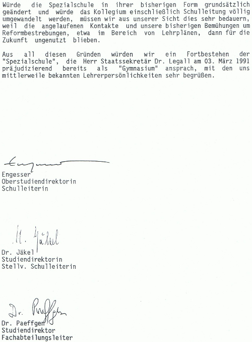 /denyskon/gcg-website/raw/commit/a19fc0d652ab8015634c0efb6dcaf48eb9fc6ffa/static/media/schulchronik/1991/lessing/lessing%203.png